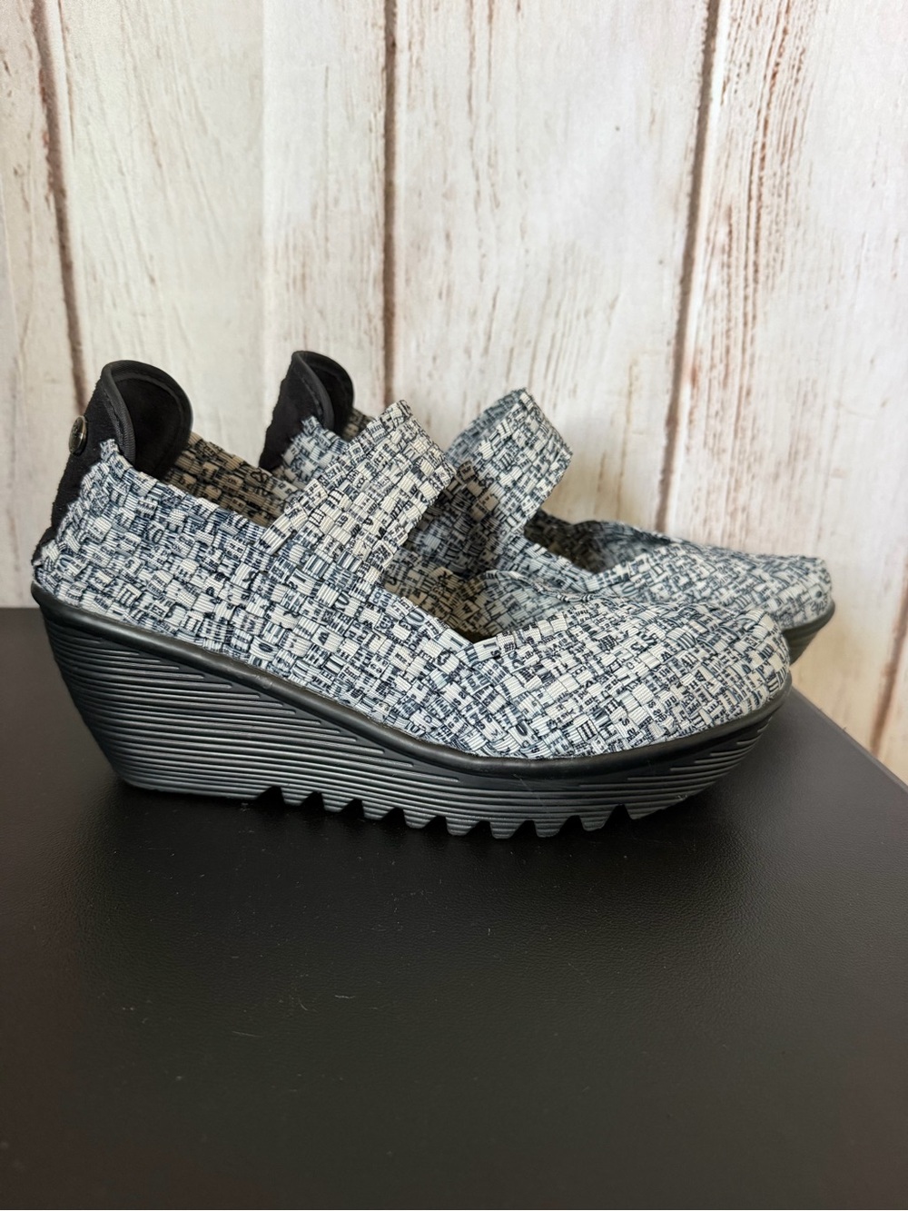 Bernie Me Women's Comfi Mary Jane Wedge Shoes Size 39